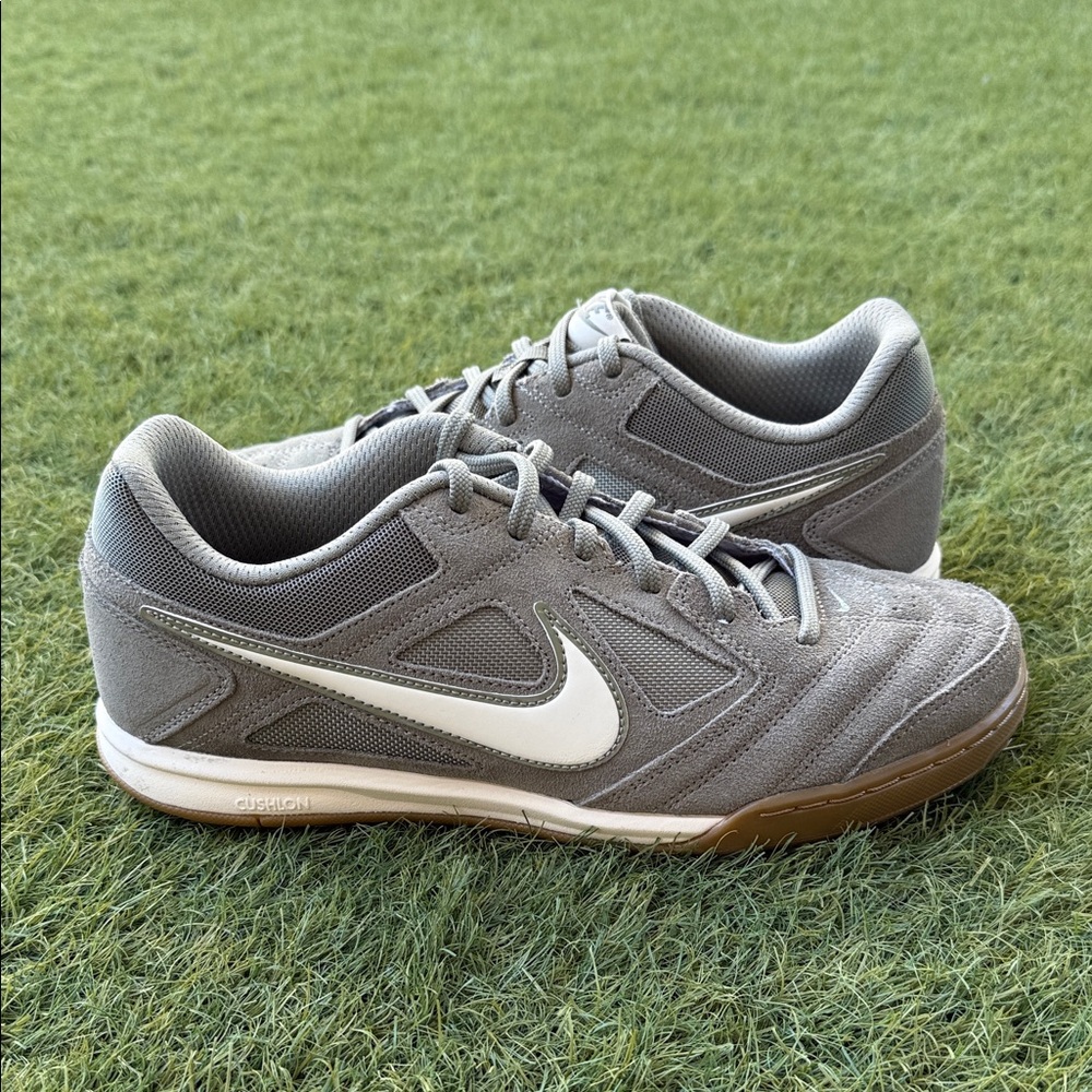Nike Gato Light Army